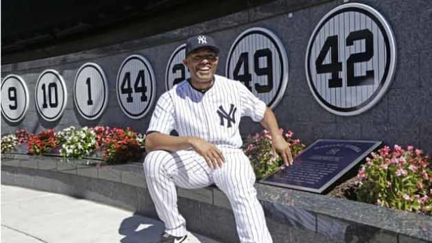 new-york-yankees-monument-park.jpg